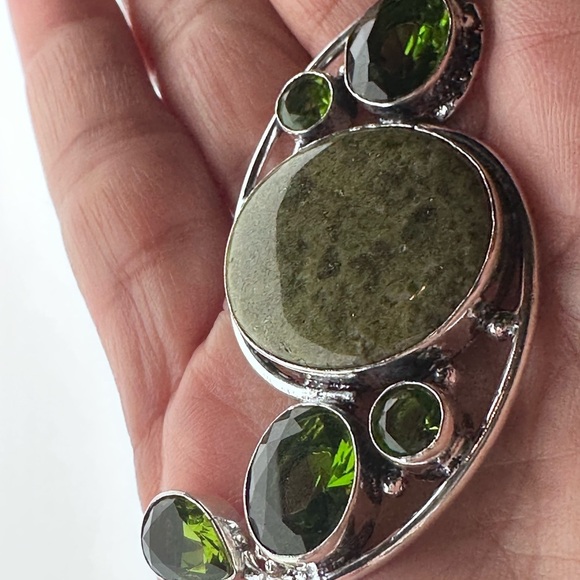 Artisan Green Gemstone Pendant  “volcanic chrysotile” dangle Pendant only - Picture 4 of 11